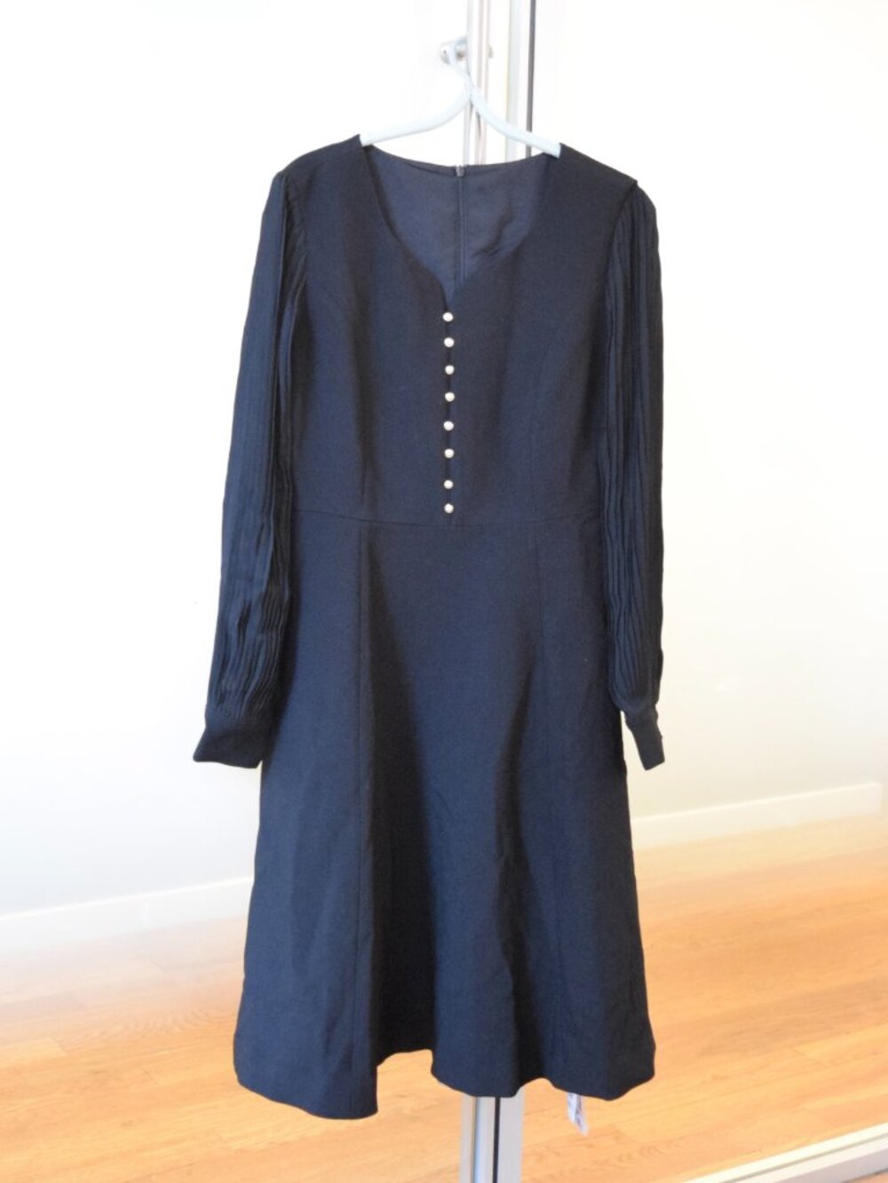 Black V Neck Dress Long Sleeve